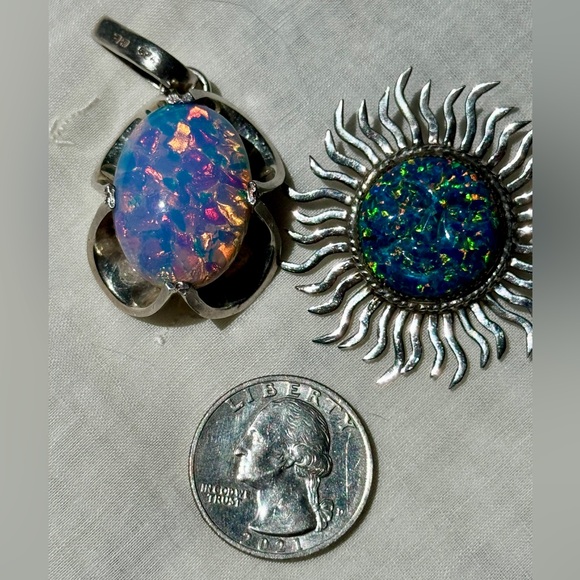 2 Sterling Silver pendants one is Opal Pendants Sun-face & Cabochon. - Picture 1 of 6
